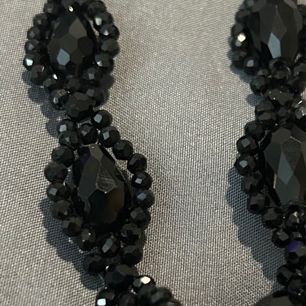 Simply Vera Vera Wang Black Beaded Statement Necklace with Tassel Extender NEW - Picture 8 of 8